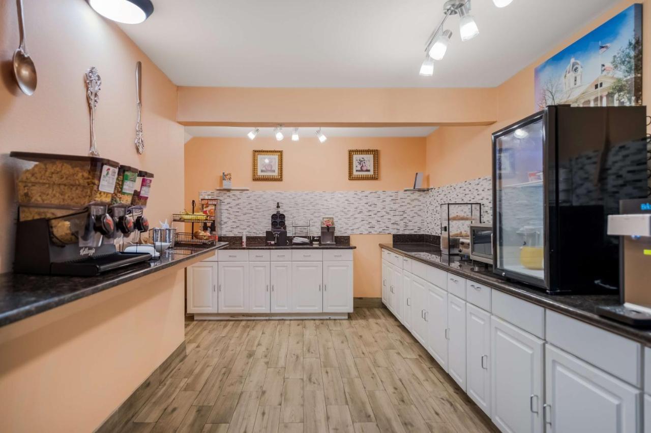Surestay Hotel By Best Western Mt Pleasant 마운트프레젠트 외부 사진