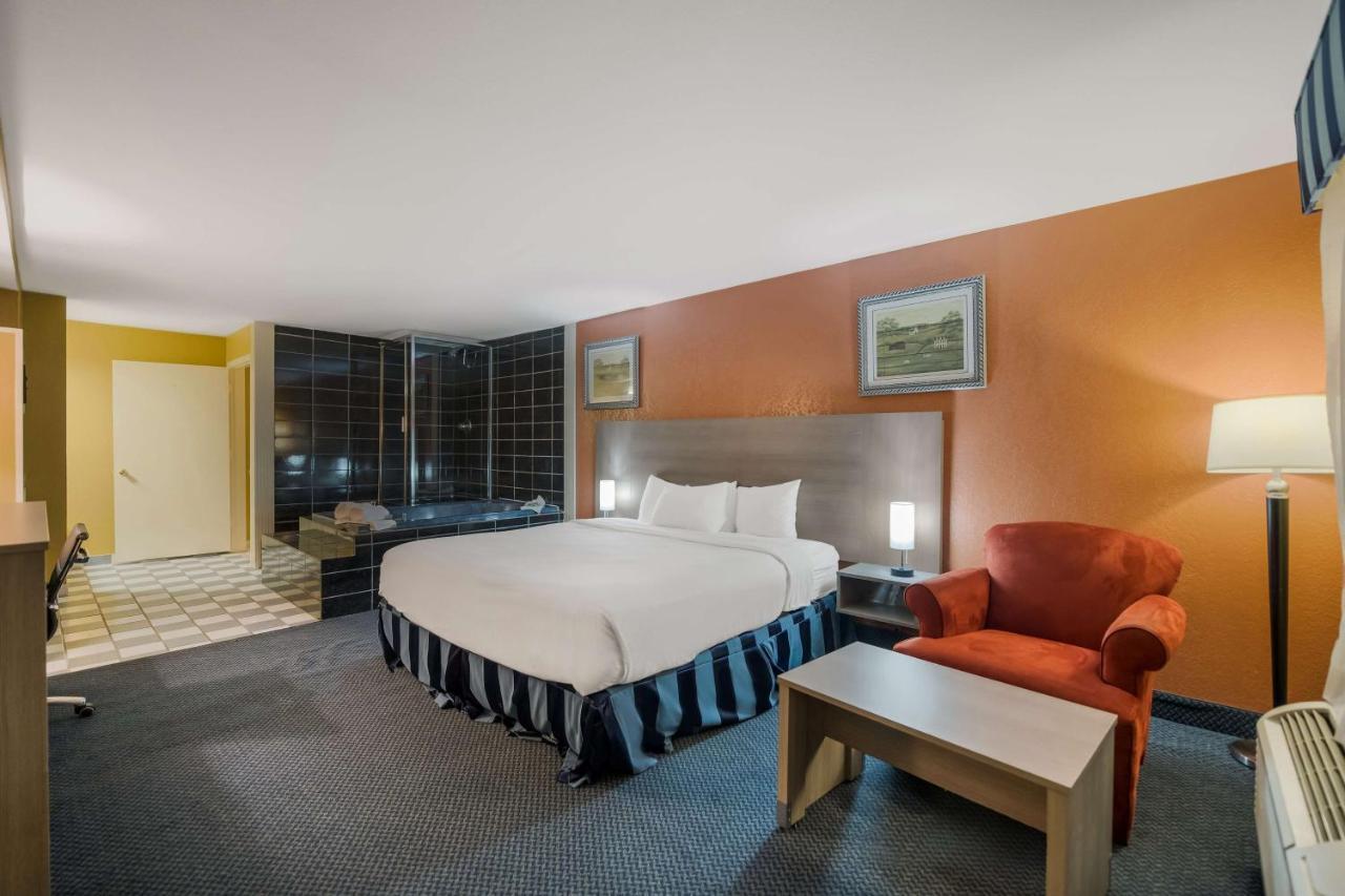 Surestay Hotel By Best Western Mt Pleasant 마운트프레젠트 외부 사진