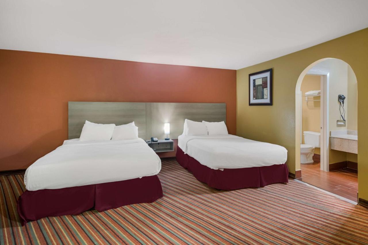 Surestay Hotel By Best Western Mt Pleasant 마운트프레젠트 외부 사진